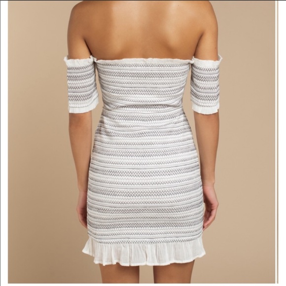 Tobi Nia off the shoulder dress - Picture 2 of 7